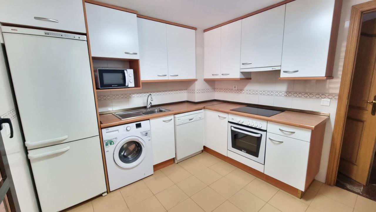 Apartamentos Zaragoza 3000 エクステリア 写真
