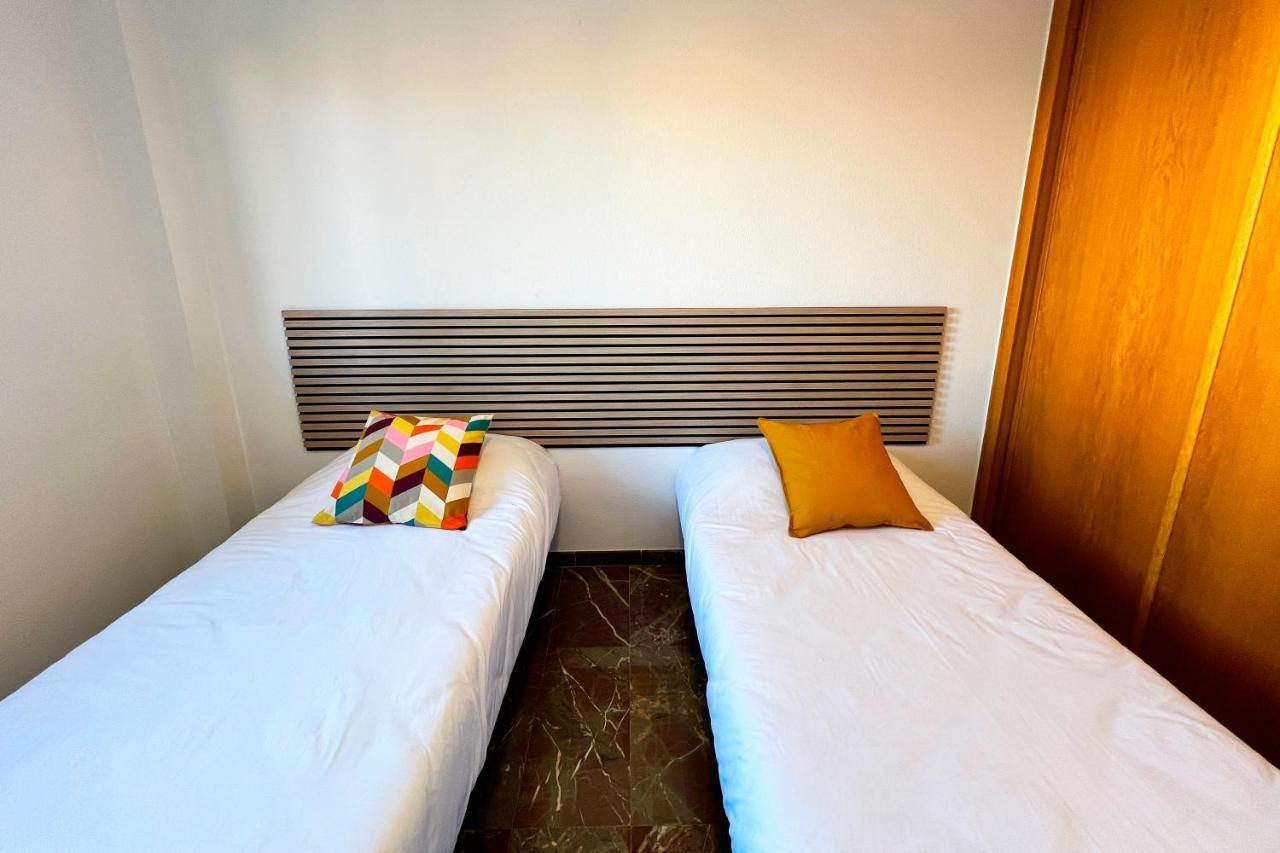 Apartamentos Zaragoza 3000 エクステリア 写真