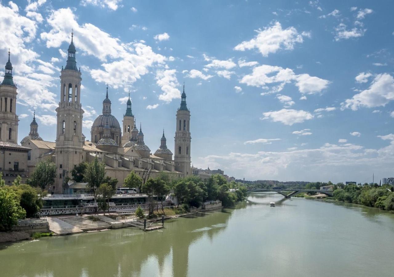 Apartamentos Zaragoza 3000 エクステリア 写真